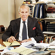 Ein lang marsj mot idiotveldet