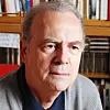 Patrick Modiano debuterte i 1968 og har skrive 28 romanar og fleire filmmanus.