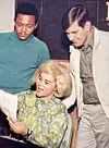 Låtskrivaren Billy Foster saman med Etta James og Rick Hall, 1967.