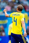 Forsvarsklippen Andreas Granqvist er kaptein på det svenske landslaget. Han spelar i russiske FS Krasnodar, men er frå 15. juli, finaledagen, klar for ein svensk klubb.