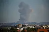 Røyk over sørlige Libanon etter eit israelsk åtak 26. september.