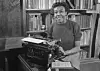 Gwendolyn Brooks (1917–2000) heime i Chicago 2. mai 1950, rett etter at ho vann Pulitzer-prisen for den andre lyrikksamlinga si.