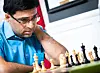 Etter fire rundar leier Vishy Anand Sinquefield Cup, saman med Fabiano Caruana.