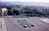 I 1988 fekk dei første utlendingane lov til å gå på den bilfrie Skanderbeg-plassen i Tirana.