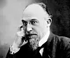 Den franske komponisten Erik Satie (1866–1925).