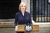 Den nye britiske statsministeren Liz Truss held tale utanfor Downing Street nr. 10 6. september.