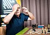 Kasparov skjønar at han har tapt på tid. Om han hadde vunne mot Caruana, ville det ha vore eit argument for veteranen i diskusjonen om kven som er den beste spelaren i historia.