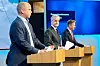 Statsminister Jonas Gahr Støre (Ap), finansminister Trygve Slagsvold Vedum (Sp) og olje- og energiminister Terje Aasland (Ap) held pressekonferanse om elektrifisering av Melkøya.