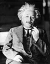 Mange jødar har vore pionerar og framståande representanar i samfunnet, til dømes Albert Einstein.