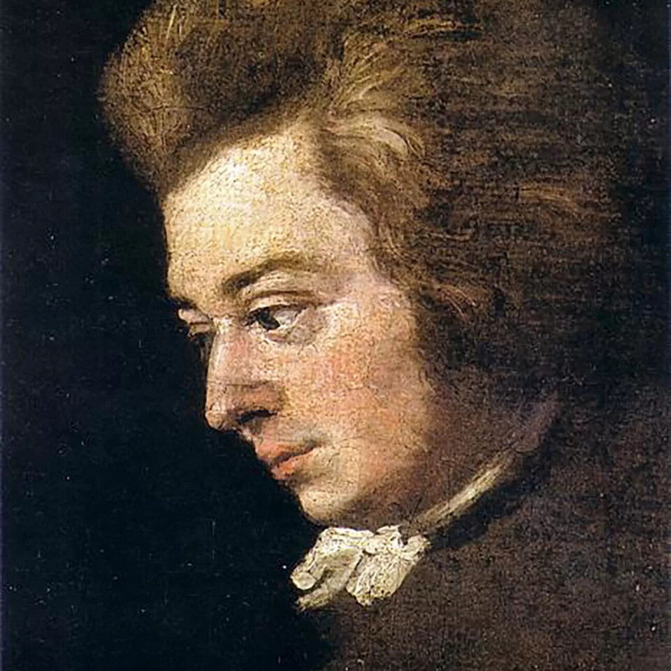 Wolfgang Amadeus Mozart (1756–1791) portrettert i 1782 eller 1783 medan han arbeidde med c-moll-messa. Wolfgang Amadeus Mozart (1756–1791) portrettert i 1782 eller 1783 medan han arbeidde med c-moll-messa.
