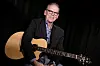 John Hiatt på scenen i New York i 2019.