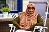 Ubah Aden er aktivist, bloggar, forfattar, lokalpolitikar og minoritetsrettleiar. Her er ho fotografert utanfor bustaden på Holmlia, der ho bur saman med tre barn i tenåra.