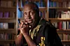 Ngugi wa Thiong’o er forfattar og professor i engelsk. I 2010 var han på kortlista til Nobelprisen i litteratur.