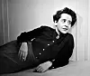 Filosofen Hannah Arendt (avbilda i 1944) - som rett nok insisterte på at ho var samfunnskritikar, ikkje filosof - er ei av ytterst få kvinner på den filosofiske kanon. Kvifor er dei så få? Foto: Fred Stein / NTB