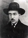 Fernando Pessoa (1888–1935).