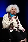Den egytiske forfattaren Nawal El Saadawi har vorte kalla den viktigaste forfattaren i den arabiskspråklege verda.