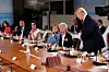 På toppmøtet for G7-landa i Canada nyleg var det felles frukost i det som vert kalla «Gender Equality Advisory Council». Trump kom for seint. Han gjer alt for å stå fram som den slemme guten.