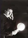 På 1800- og 1900-talet var truleg Nikola Tesla den personen i Vesten som hadde høgst IQ.
