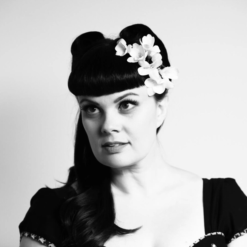 Tami Neilson til NoregRootsvokalist Tami Neilson frå Canada syng country, blues og soul med den kraftige stemma si på John Dee onsdag 6. september. Det er første gongen den tidlegare The Neilsons-medlemmen har konsert i Noreg, ifølgje Musikknyheter. Ho vek