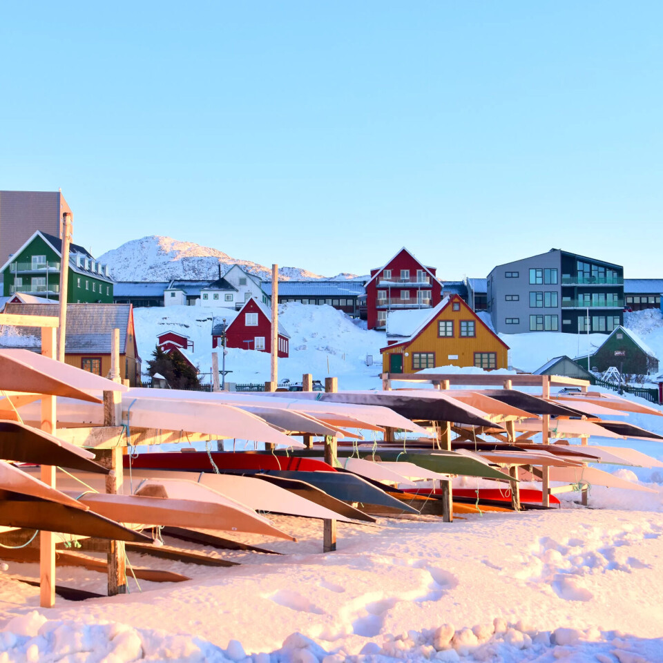 Kolonihamna i Nuuk er fargerik og idyllisk. Kolonihamna i Nuuk er fargerik og idyllisk.