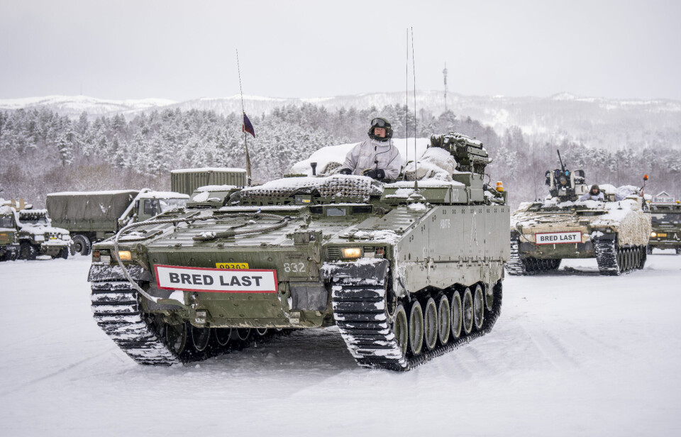 Stridsvogner under militærøvinga Joint Viking på Setermoen i 2025. Setermoen 20250310. En CV90 RWS STING stridsvogn tilhørende ingeniørbataljonen til Brigade Nord under militærøvelsen Joint Viking på Setermoen. Prinsesse Ingrid Alexandra, som tjenestegjør i ingeniørbataljonen er skytter på akkurat denne.Foto: Heiko Junge / NTB