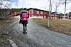 Trondheim 20200426. Illustrasjon: Jente på tur på Vikåsen skole i Trøndelag. ModellklarertFoto: Gorm Kallestad / NTB